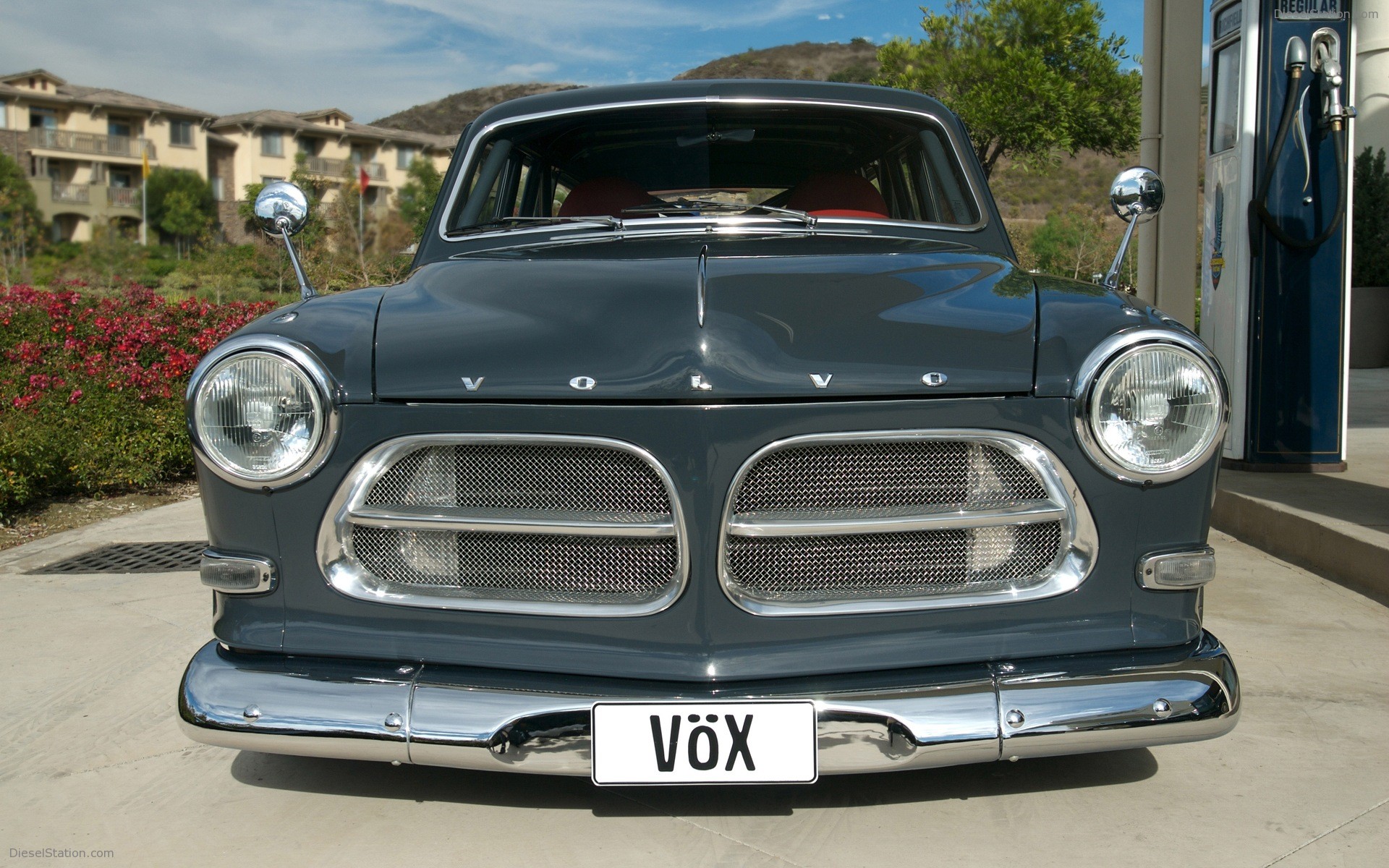 Volvo Amazon (SEMA 2006)